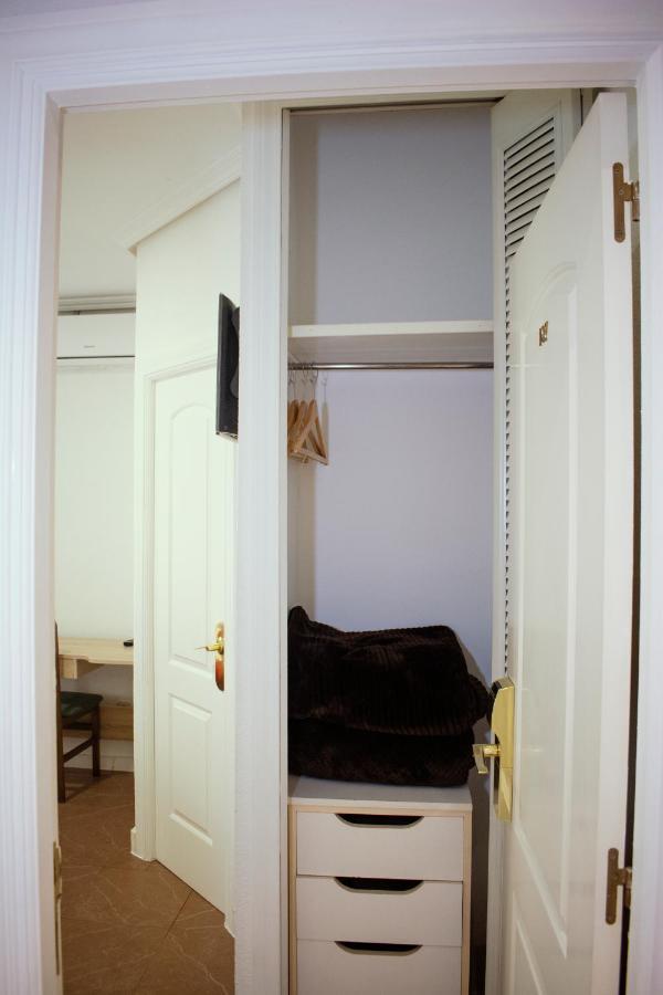 Hostal Artico マドリード エクステリア 写真